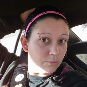 Meet your Posher, Danyelle